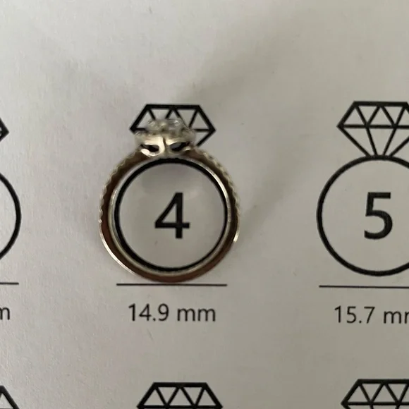 Pandora Elevated Heart Ring Size 4.5 - Picture 6 of 9